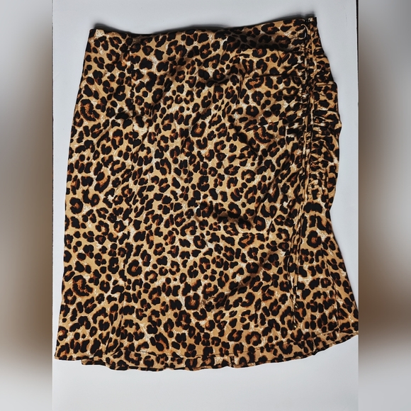 Veronica Beard Ruched Midi Skirt Cheetah Print Size 10 - Picture 2 of 4